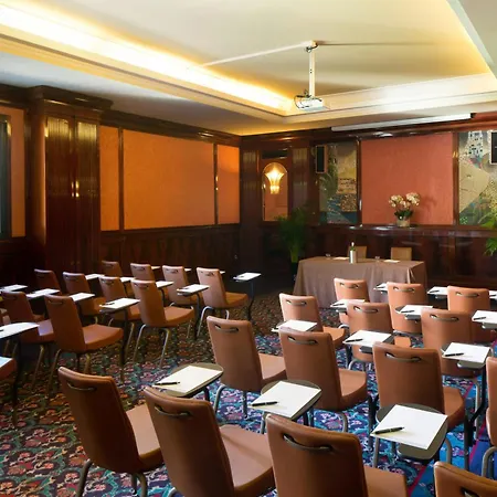 Starhotels Du Parc 4*