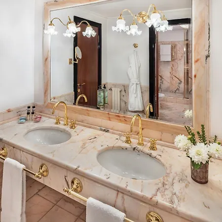 Starhotels Du Parc بارما