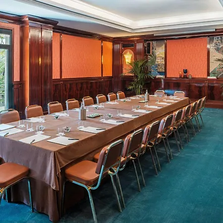 Hotel Starhotels Du Parc 4*